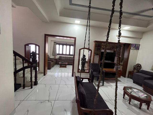 3 BHK Villa in Bodakdev for rent Ahmedabad. The reference number is 20595380