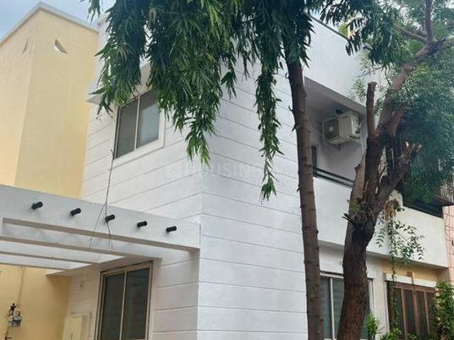 3 BHK Villa in Bopal for rent Ahmedabad. The reference number is 21158337