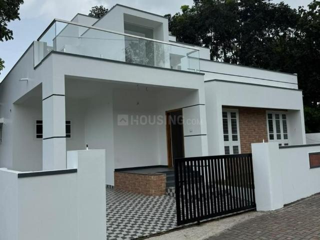 3 BHK Villa in Chottanikkara for resale Kochi. The reference number is 21239889