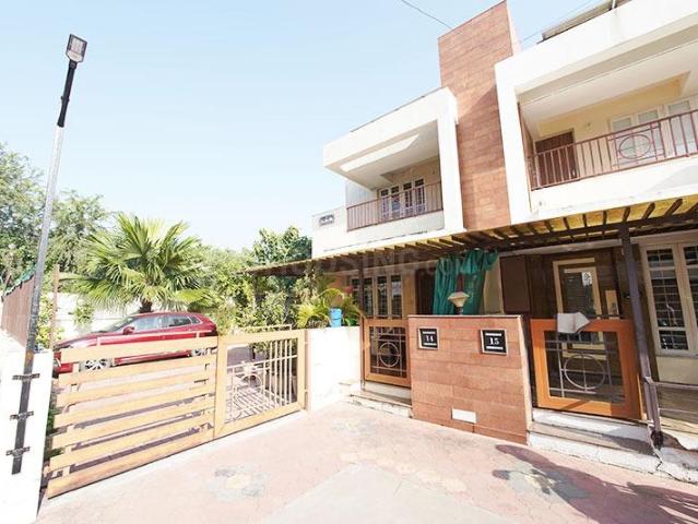 3 BHK Villa in Chandkheda for resale Ahmedabad. The reference number is 21236374