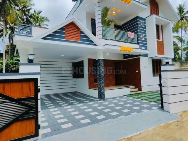 3 BHK Villa in Chandranagar Colony for resale Palakkad. The reference number is 21135721