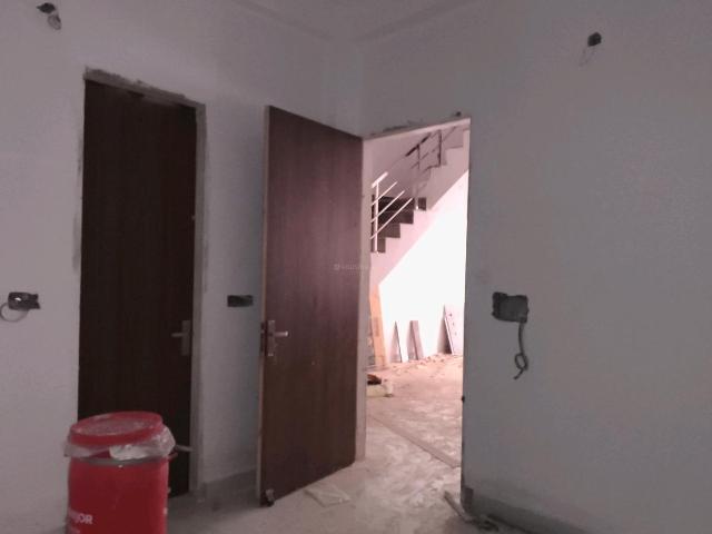3 BHK Villa in Chipiyana Buzurg for resale Ghaziabad. The reference number is 19792840