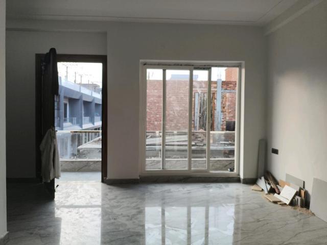 3 BHK Villa in Chipiyana Buzurg for resale Ghaziabad. The reference number is 21069229