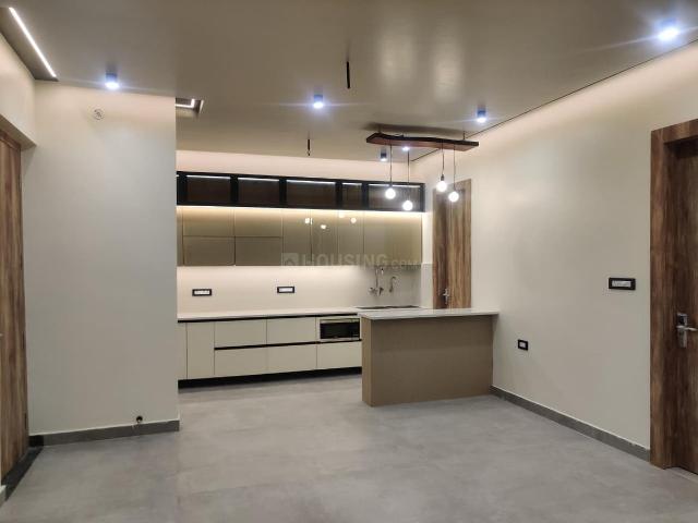 3 BHK Villa in Indira Nagar for resale Lucknow. The reference number is 18876217