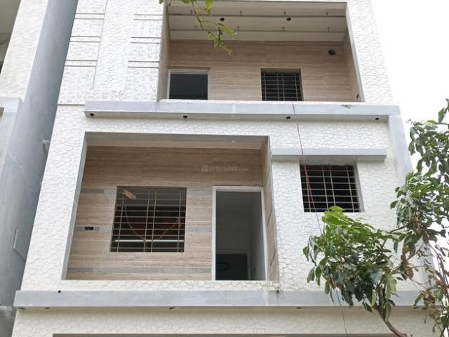 3 BHK Villa in K R Puram for resale Bengaluru. The reference number is 20809456