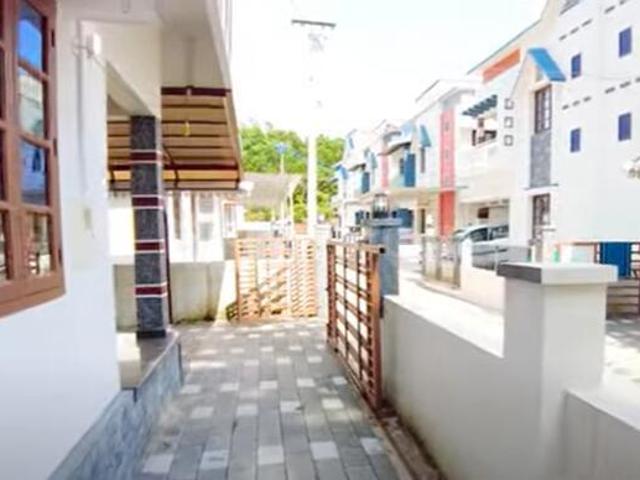 3 BHK Villa in Kizhakkambalam for rent Kochi. The reference number is 21267775
