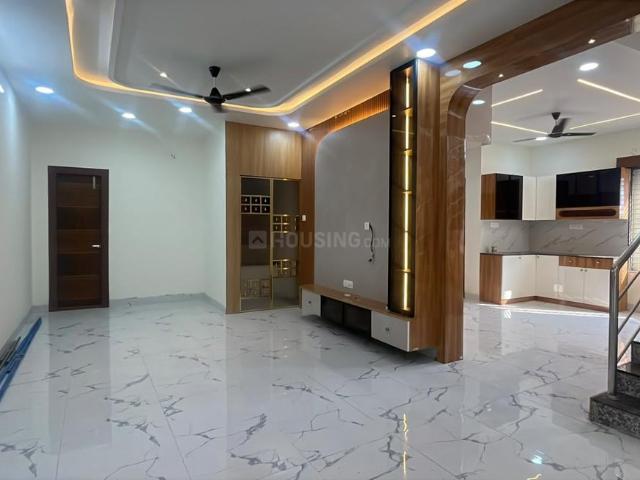 3 BHK Villa in Kompally for rent Hyderabad. The reference number is 21320683