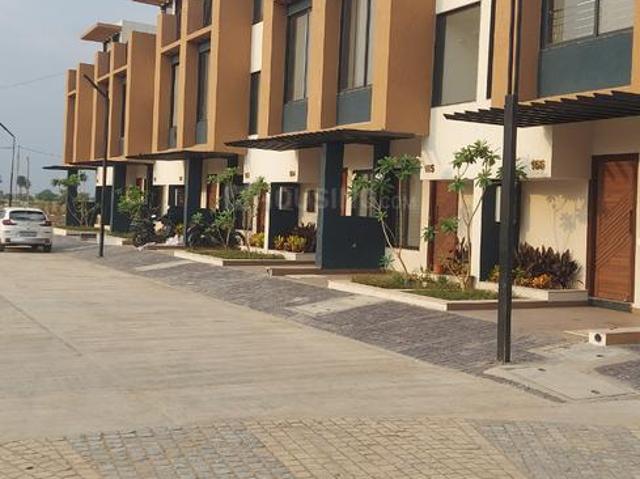 3 BHK Villa in Mayakhedi for resale Indore. The reference number is 21036300