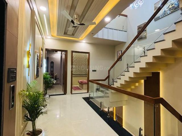 3 BHK Villa in Mowa for resale Raipur. The reference number is 19884560