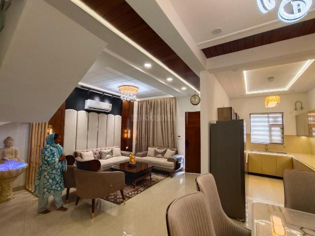 3 BHK Villa in Nabha for rent Zirakpur. The reference number is 18069778
