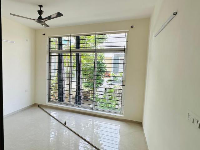 3 BHK Villa in Navalur for rent Chennai. The reference number is 21257720