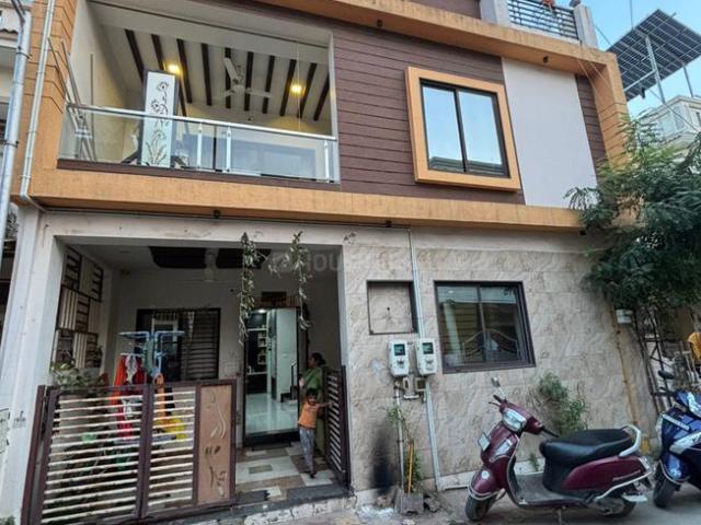 3 BHK Villa in New Maninagar for rent Ahmedabad. The reference number is 20774801