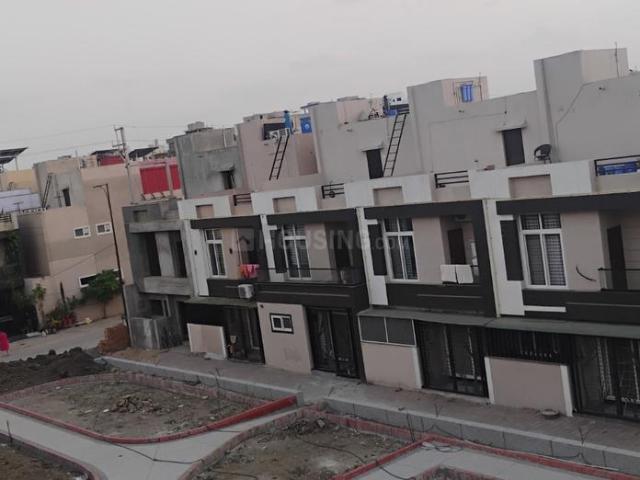 3 BHK Villa in Nipania for rent Indore. The reference number is 20172256