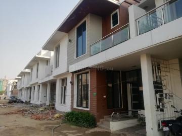 Chipiyana Buzurg, Ghaziabad, Ghaziabad District, Uttarakhand