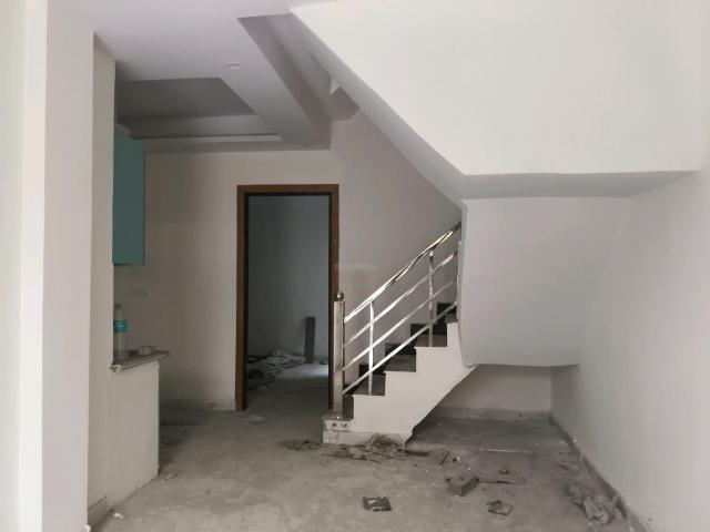 3 BHK Villa in Noida Extension for resale Greater Noida. The reference number is 19722997