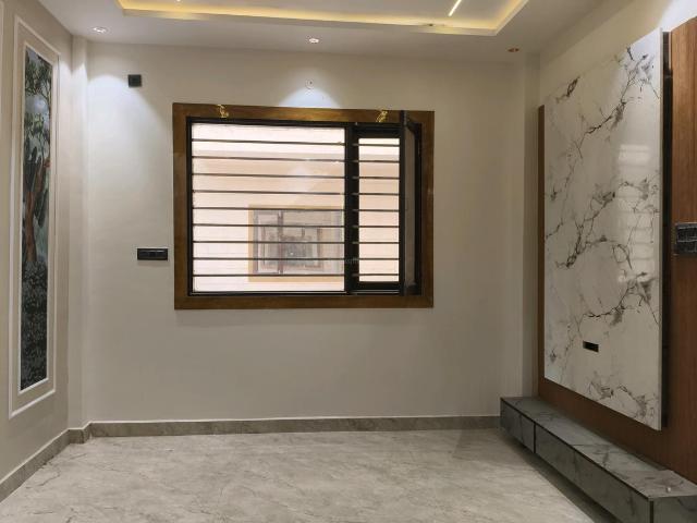3 BHK Villa in Noida Extension for resale Greater Noida. The reference number is 20911073