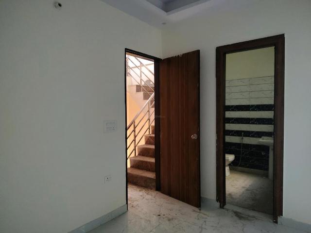 3 BHK Villa in Noida Extension for resale Greater Noida. The reference number is 21082833