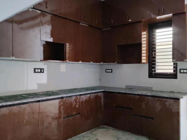 3 BHK Villa in Noida Extension for resale Greater Noida. The reference number is 21091280