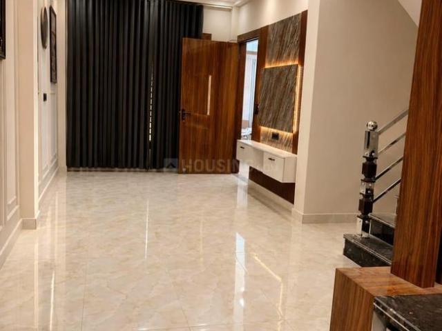 3 BHK Villa in Noida Extension for resale Greater Noida. The reference number is 21151463