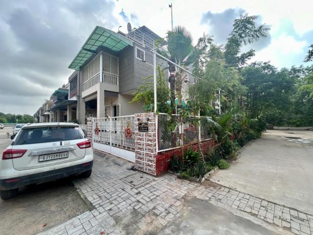 3 BHK Villa in Odhav for resale Ahmedabad. The reference number is 14896486