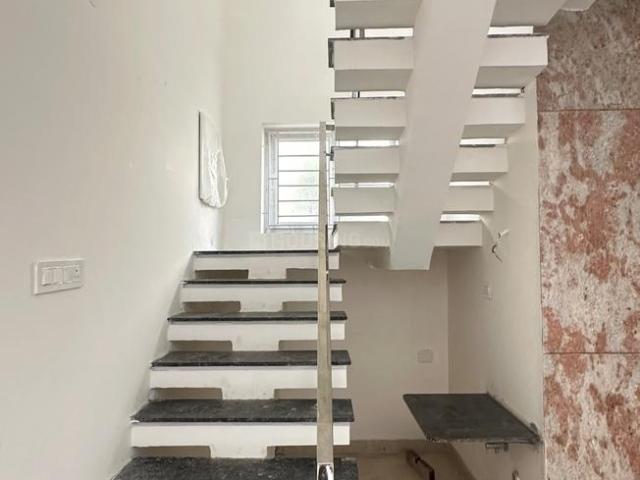 3 BHK Villa in Panaiyur, Sholinganallur for resale Chennai. The reference number is 20989122