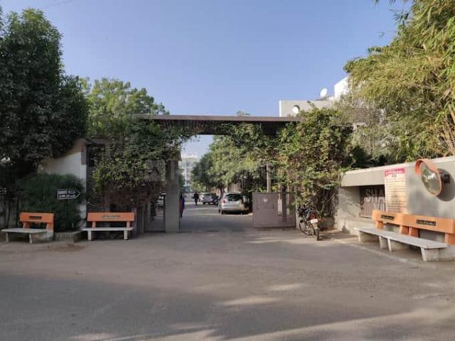 3 BHK Villa in Sargasan for resale Gandhinagar. The reference number is 20588659