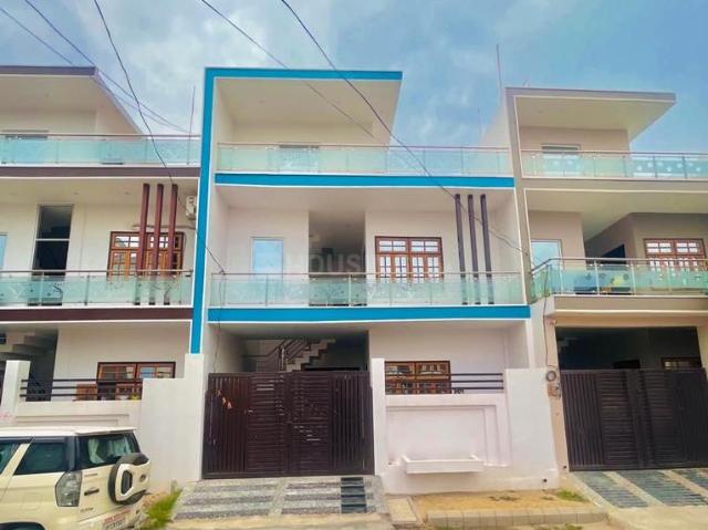 3 BHK Villa in Sarojini Nagar for resale Lucknow. The reference number is 19093086