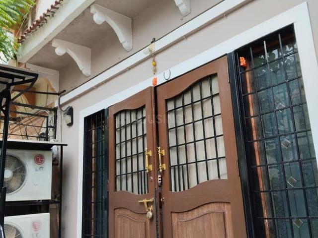 3 BHK Villa in Satellite for resale Ahmedabad. The reference number is 21236260