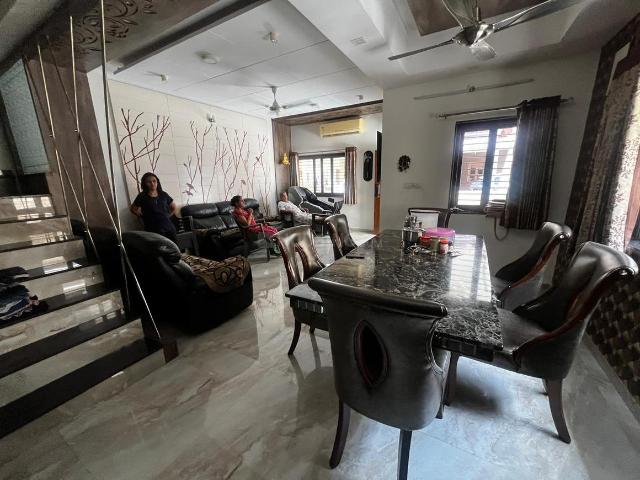 3 BHK Villa in Sola for resale Ahmedabad. The reference number is 20876979