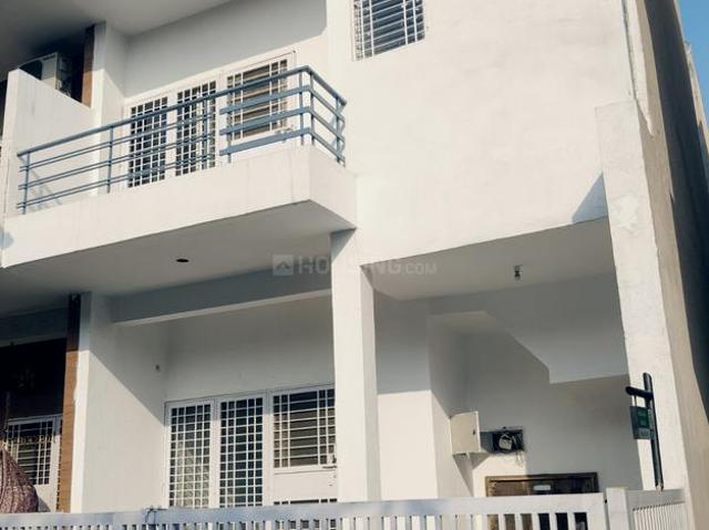 3 BHK Villa in Surajpur for rent Greater Noida. The reference number is 20367307
