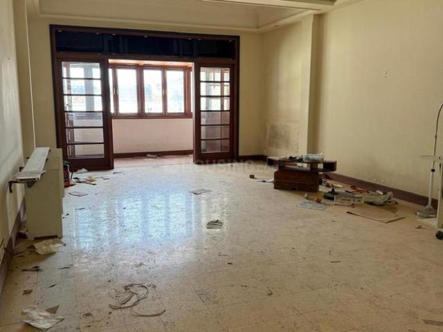 3 BHK Apartment in Colaba for resale Mumbai. The reference number is 21330871
