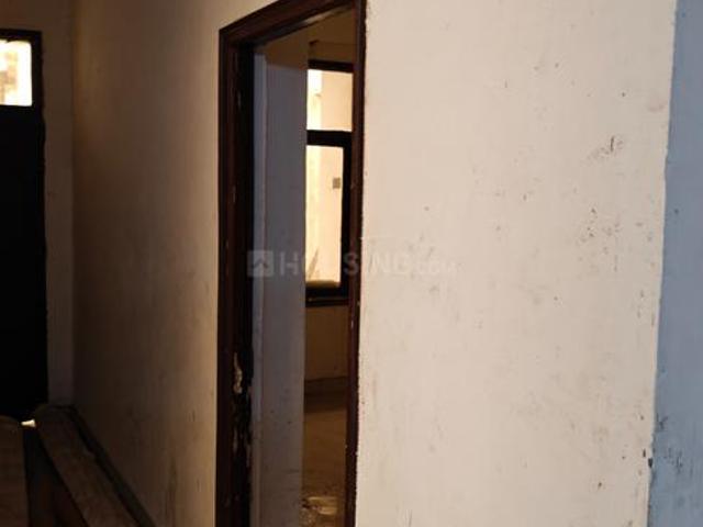 3 BHK Apartment in Collectorganj for rent Kanpur. The reference number is 21229415