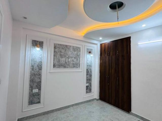 3 BHK Apartment in Canal Road for rent Dehradun. The reference number is 20763461