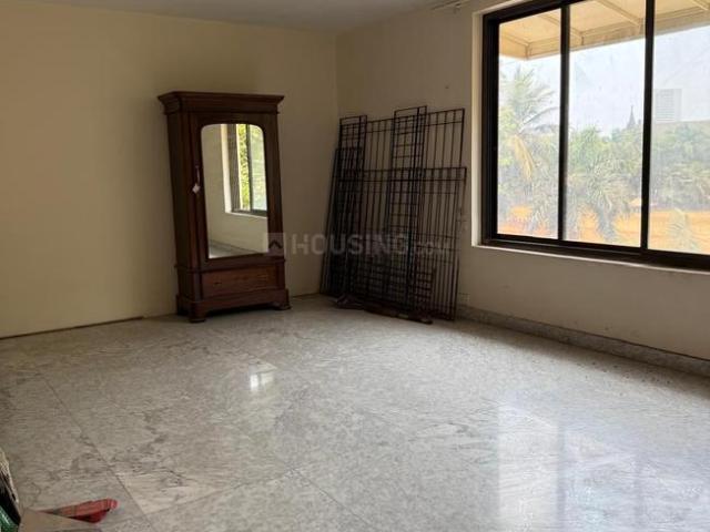 3 BHK Apartment in Churchgate for resale Mumbai. The reference number is 20242727