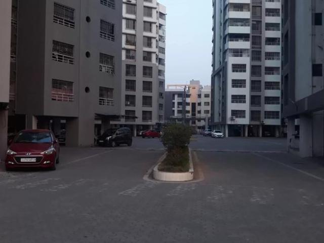 3 BHK Apartment in Chala for rent Vapi. The reference number is 6106759
