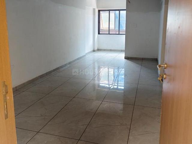 3 BHK Apartment in Chala for rent Vapi. The reference number is 21135557