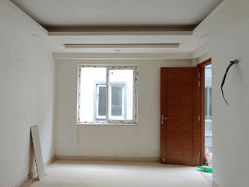 3 BHK Apartment in Chandan Hola for resale New Delhi. The reference number is 18620064