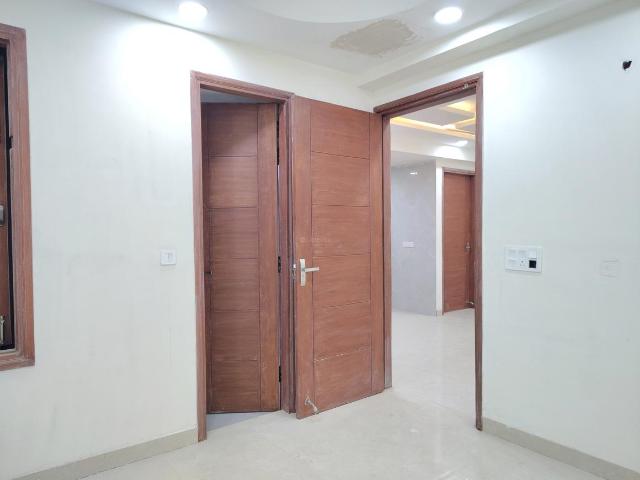 3 BHK Apartment in Chandan Hola for resale New Delhi. The reference number is 19748449