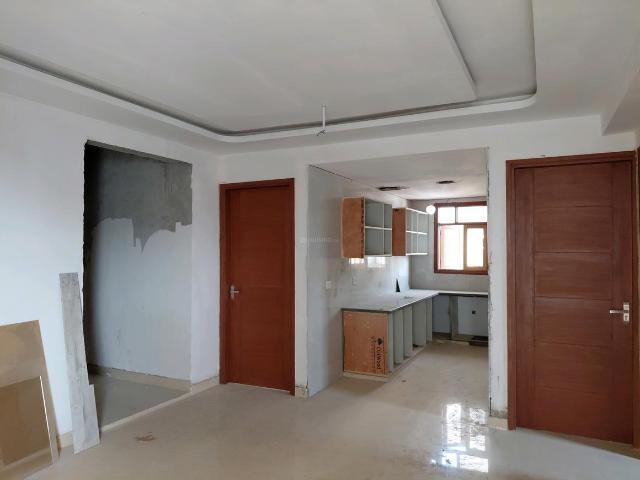 3 BHK Apartment in Chandan Hola for resale New Delhi. The reference number is 19748501