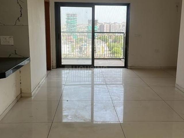 3 BHK Apartment in Chandkheda for rent Ahmedabad. The reference number is 21016093