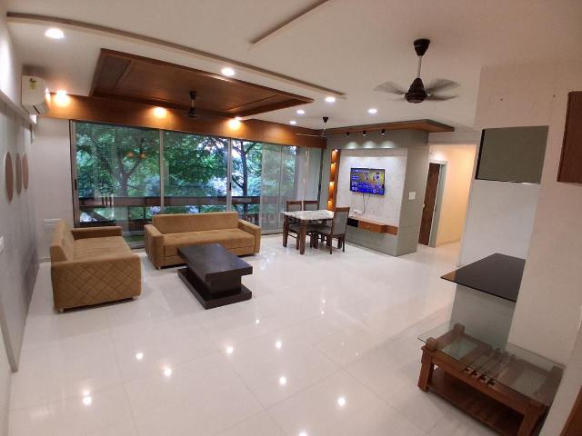 3 BHK Apartment in Chandkheda for rent Ahmedabad. The reference number is 21149366