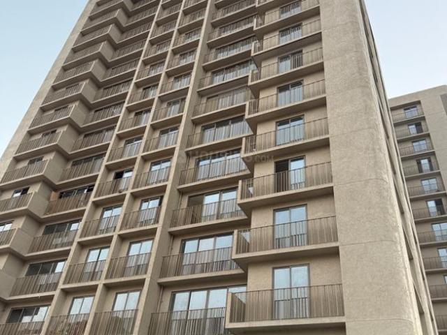 3 BHK Apartment in Chandkheda for resale Ahmedabad. The reference number is 19974203