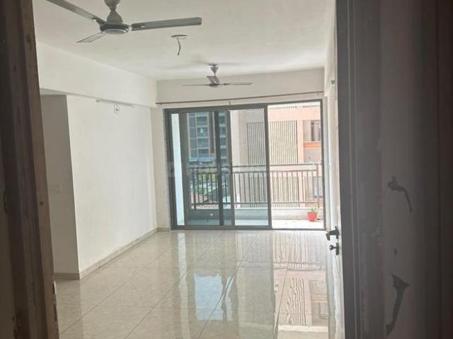3 BHK Apartment in Chandkheda for resale Ahmedabad. The reference number is 21186843