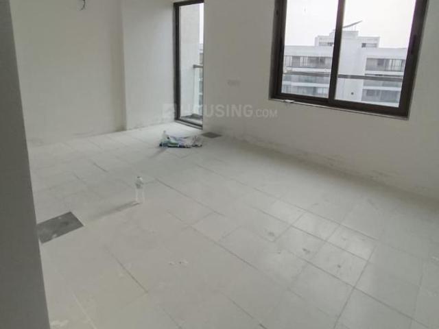 3 BHK Apartment in Chandkheda for resale Ahmedabad. The reference number is 21336663