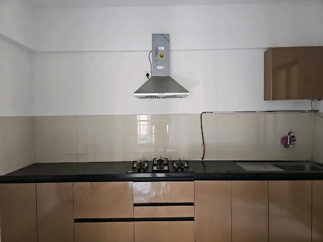 3 BHK Apartment in Charholi Budruk for rent Pune. The reference number is 18435740