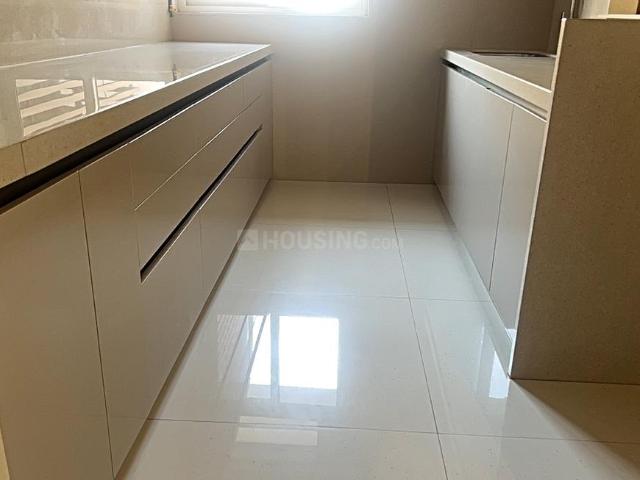 3 BHK Apartment in Chembur for rent Mumbai. The reference number is 18337892