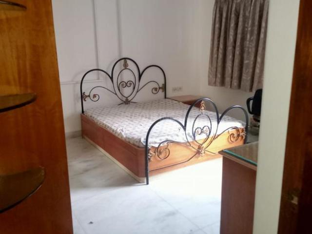 3 BHK Apartment in Chembur for rent Mumbai. The reference number is 20200301