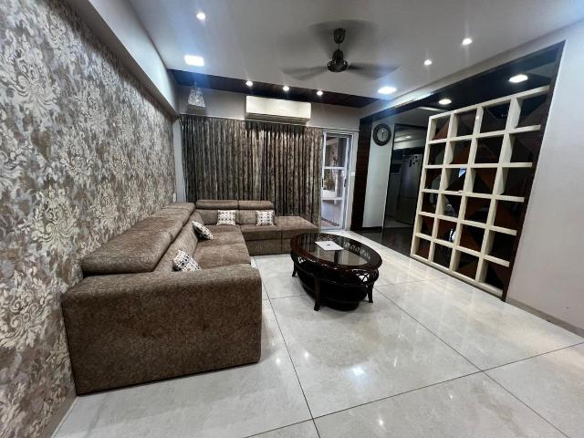 3 BHK Apartment in Chhani Jakat Naka for resale Vadodara. The reference number is 19120044