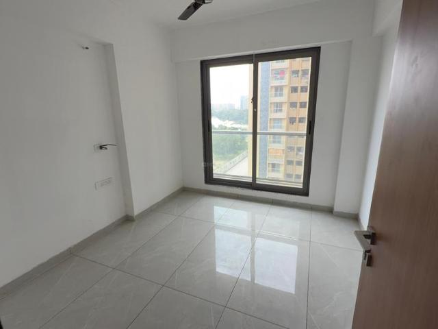 3 BHK Apartment in Chharodi for rent Ahmedabad. The reference number is 21050058