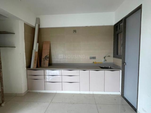 3 BHK Apartment in Chharodi for rent Ahmedabad. The reference number is 21184300